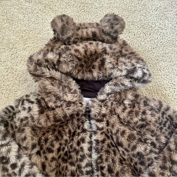 Liv & Lottie Leopard Print Faux Fur Coat - Picture 3 of 5